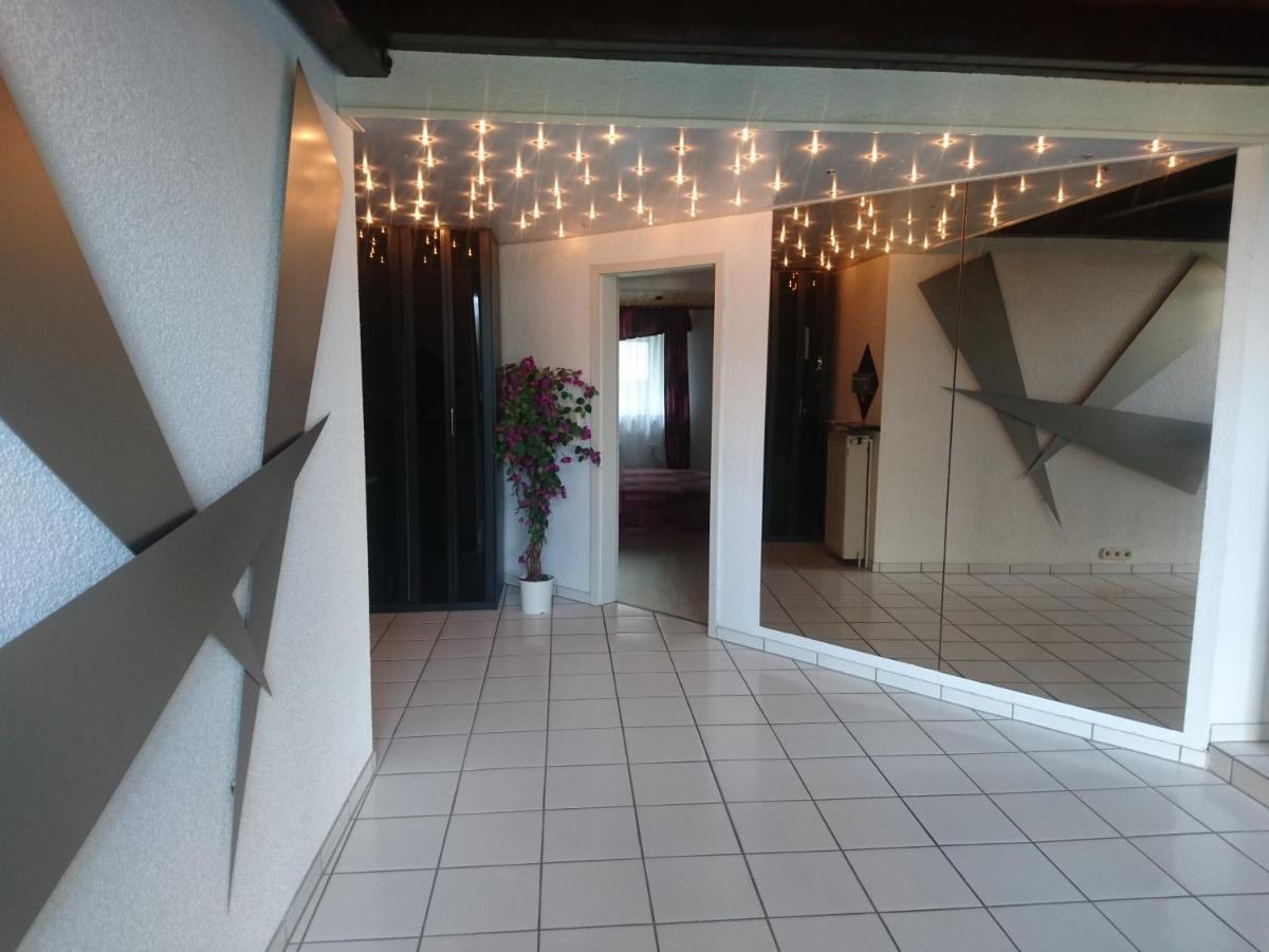 Fachwerkhaus In D 63667 Nidda Fuer 8 Bis 12 Personen Appartement Buitenkant foto