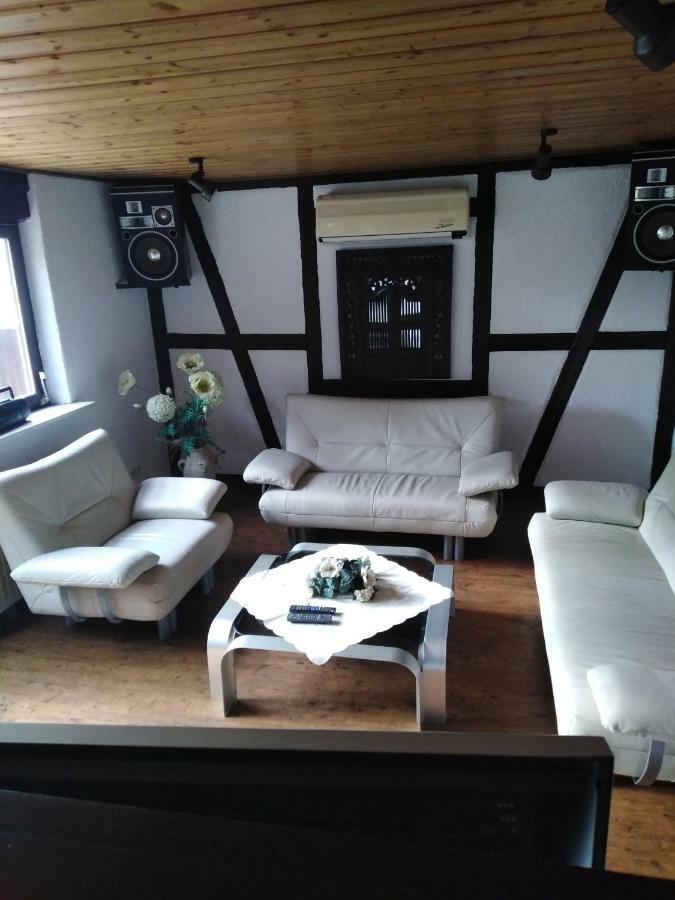 Fachwerkhaus In D 63667 Nidda Fuer 8 Bis 12 Personen Appartement Buitenkant foto