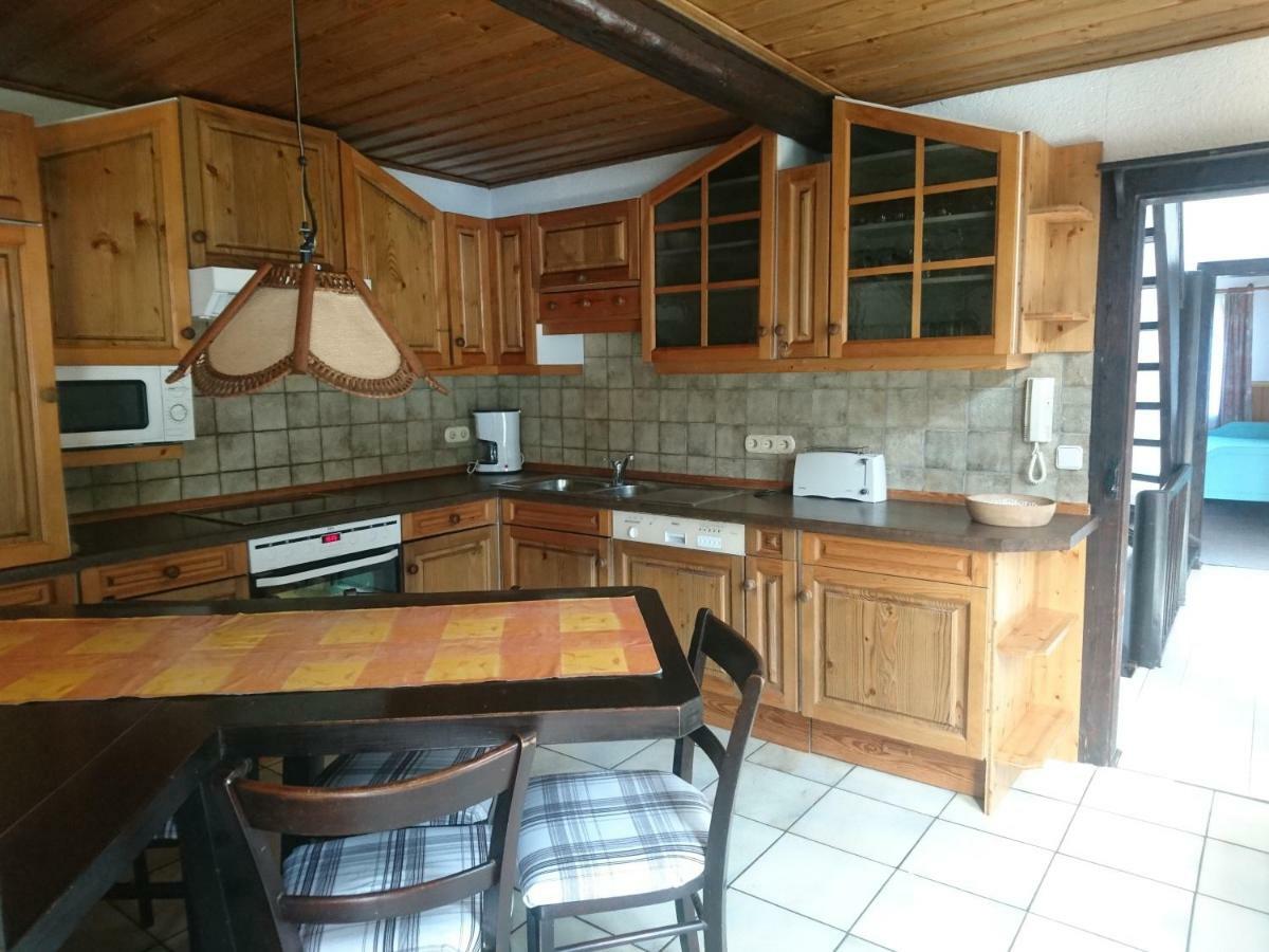 Fachwerkhaus In D 63667 Nidda Fuer 8 Bis 12 Personen Appartement Buitenkant foto